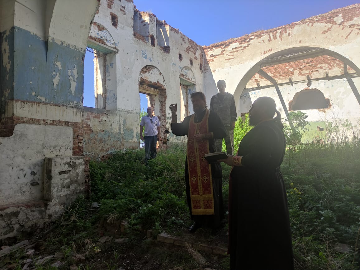 Read more about the article Священники Костанайской епархии посетили разрушенные храмы Костанайской епархии